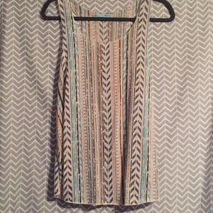 Maurice’s tank top